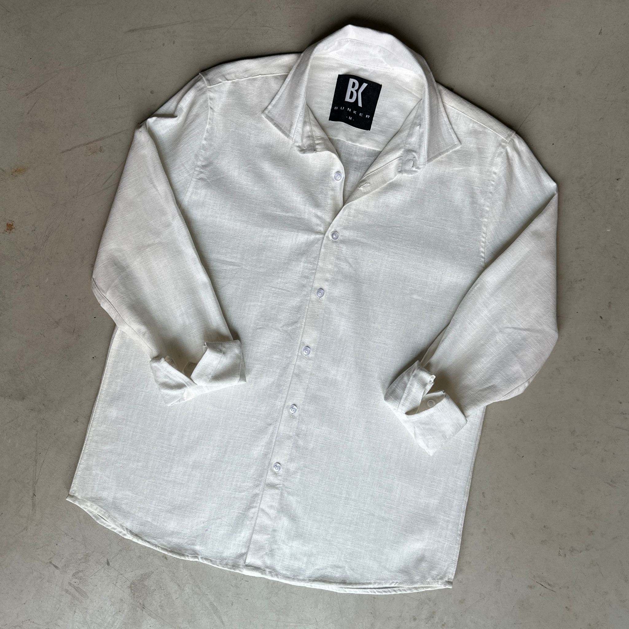 Camisa Cuello Inglés Lisa Blanca de Lino