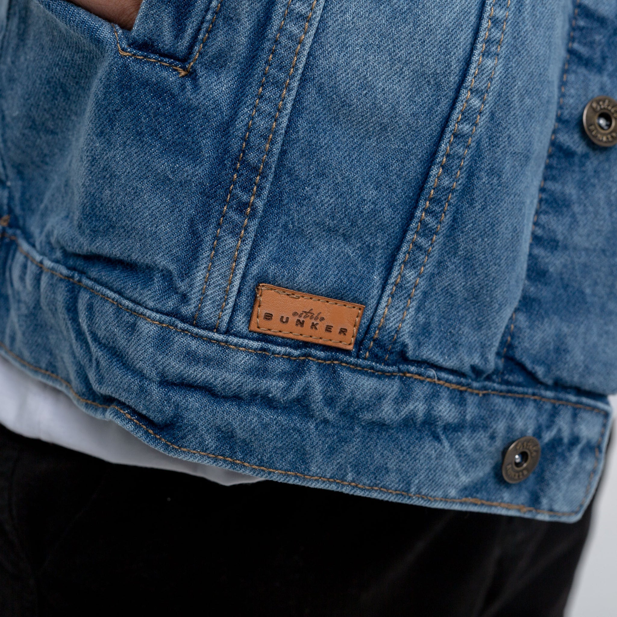 Jacket California Azul con roturas