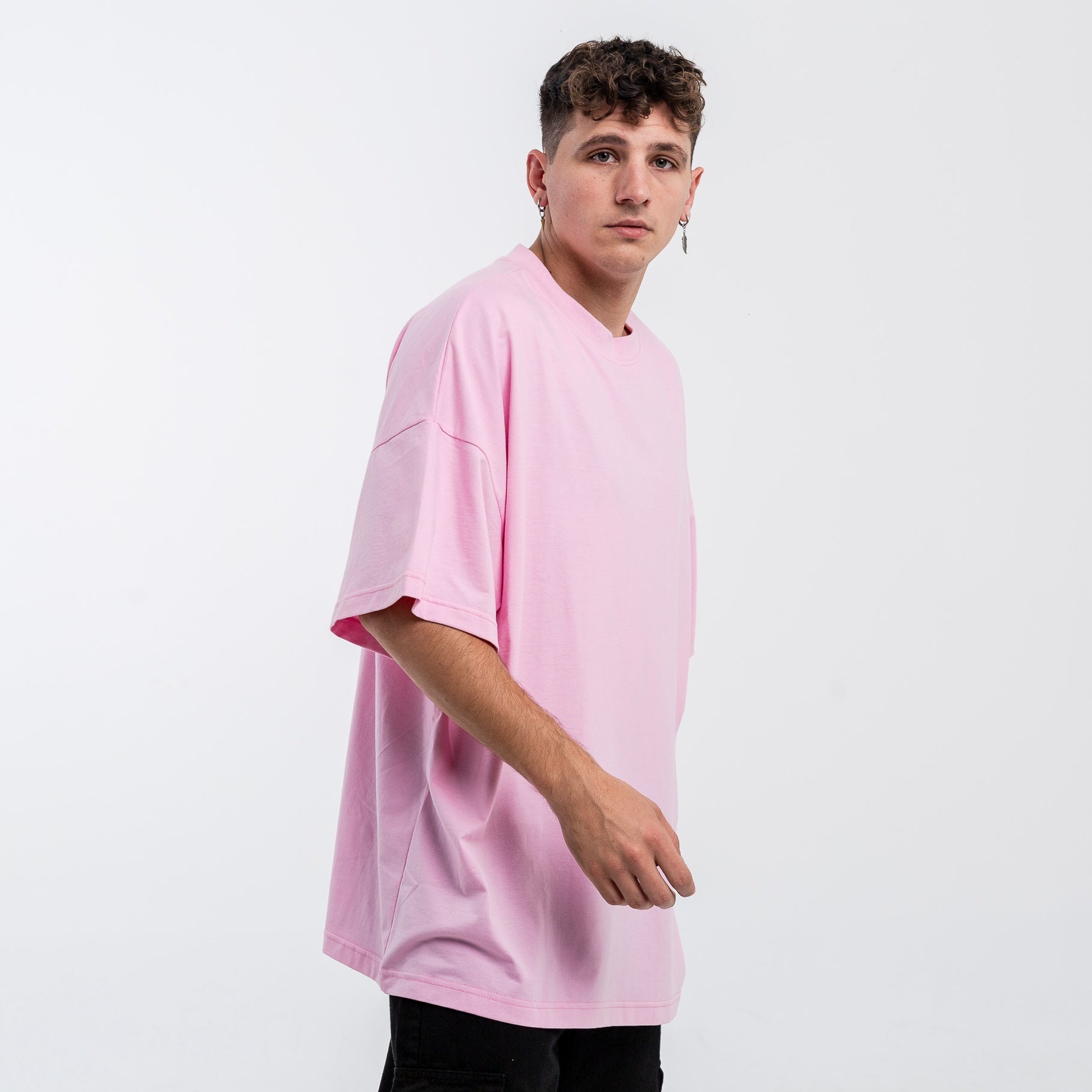 Remera Estampada Oversize Rosa y negro